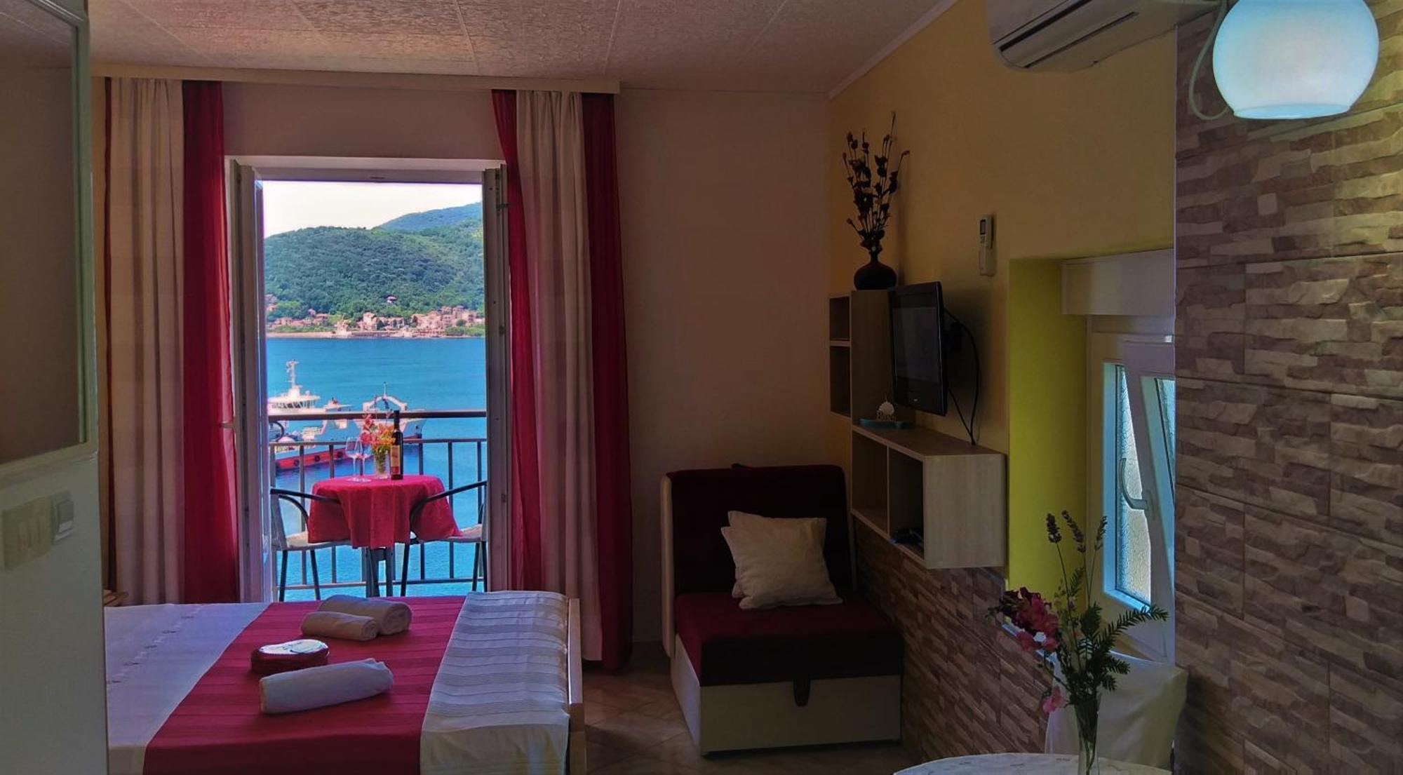 Apartments Okuka Tivat Habitación foto